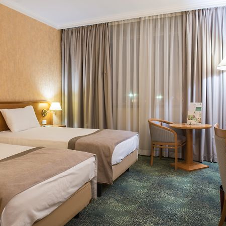Holiday Inn Skopje, an IHG Hotel Eksteriør bilde