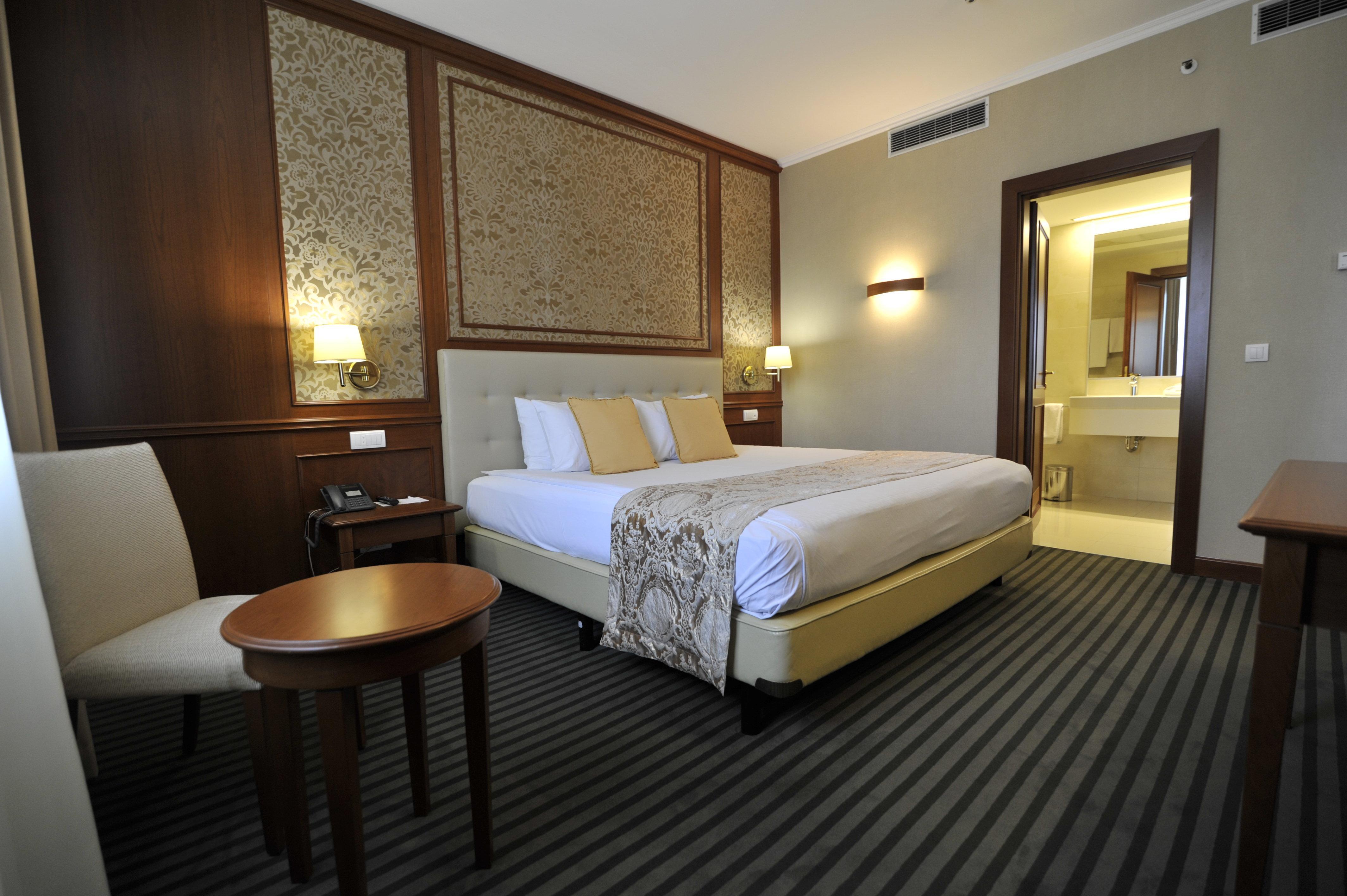 Holiday Inn Skopje, an IHG Hotel Eksteriør bilde