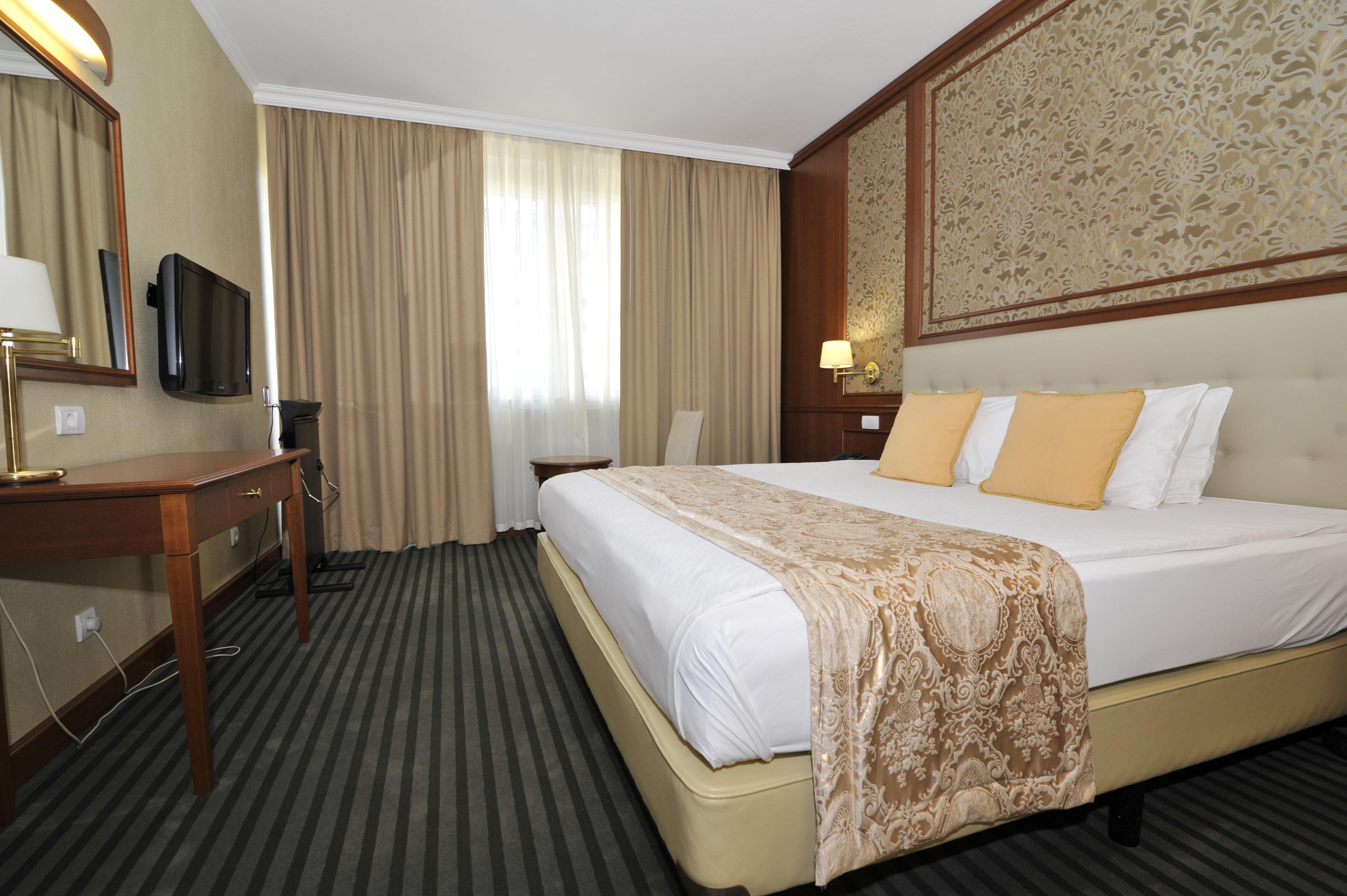 Holiday Inn Skopje, an IHG Hotel Eksteriør bilde
